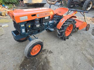 Τρακτέρ Kubota 1995 B 6000 ΜΑΖΊ ΜΕ ΦΡΈΖΑ