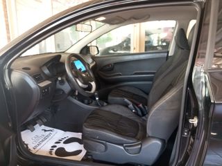 Kia Picanto 2013-thumb-17