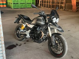 Moto Guzzi V 85 TT 2020 OHLINS
