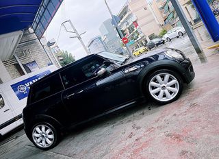 Mini Cooper S 2010 MINI COOPER S PANORAMA