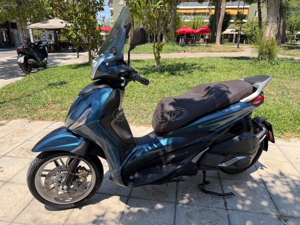 Piaggio Beverly 300i 2022 BEVERLY 300 HPE