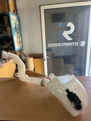 Peugeot 208/2008/C3/DS3 Δοχειο/Παγουρι Πλυστικης (Με Μοτέρ) 9683988680 / 6431N6 / 6431N0