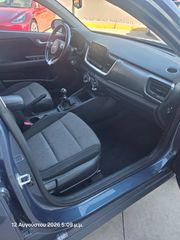 Kia Stonic 2022 OPTIMUM-thumb-6