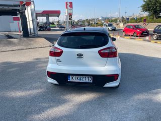 Kia Rio 2016-thumb-16