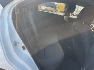 Kia Rio 2016-thumb-24