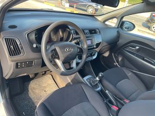 Kia Rio 2016-thumb-28