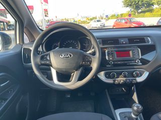 Kia Rio 2016-thumb-30