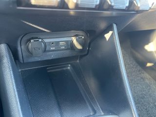 Kia Rio 2016-thumb-32
