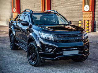 Σέτ τοποθέτησης γρίλιας για Nissan Navara (2014-2021) με Linear 18 Ilba 18000 Lumens - Lazerlamps