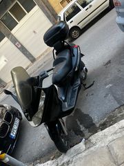 Piaggio X8 200 2005