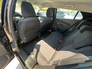 Peugeot 2008 2022 1.5 BlueHDi ACTIVE Edition-thumb-17