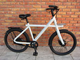 Πόλης Vanmoof 2020