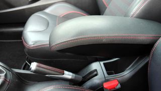 Peugeot 208 2015 1.2  e-THP GT Line 110hp * Panorama * Δερμάτινο Σαλόνι-thumb-24