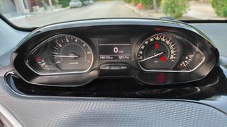 Peugeot 208 2015 1.2  e-THP GT Line 110hp * Panorama * Δερμάτινο Σαλόνι-thumb-16
