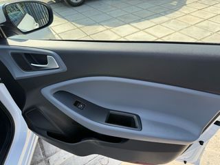 Hyundai i 20 2015-thumb-45