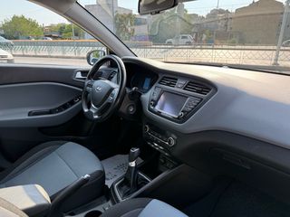 Hyundai i 20 2015-thumb-49