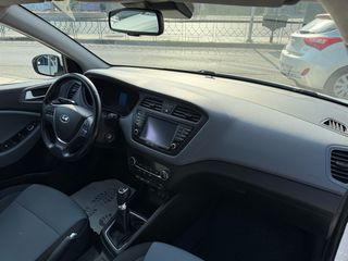 Hyundai i 20 2015-thumb-51