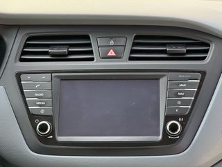 Hyundai i 20 2015-thumb-55