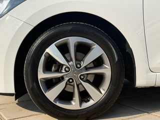Hyundai i 20 2015-thumb-24