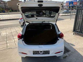 Hyundai i 20 2015-thumb-27