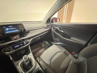 Hyundai i 30 2017 ΙΔΙΩΤΗ STYLE 5ΑΠΛΗ ΕΓΓΥΗΣΗ & 5 ΧΡΟΝΙΑ ΔΩΡΕΑΝ SERVICE-thumb-49