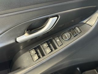 Hyundai i 30 2017 ΙΔΙΩΤΗ STYLE 5ΑΠΛΗ ΕΓΓΥΗΣΗ & 5 ΧΡΟΝΙΑ ΔΩΡΕΑΝ SERVICE-thumb-40