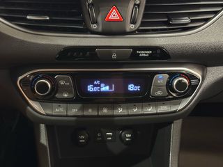 Hyundai i 30 2017 ΙΔΙΩΤΗ STYLE 5ΑΠΛΗ ΕΓΓΥΗΣΗ & 5 ΧΡΟΝΙΑ ΔΩΡΕΑΝ SERVICE-thumb-38
