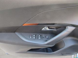 Peugeot 2008 2021 1.2cc-AYTOMATO-CAMERA-NAVI-130HP-thumb-8