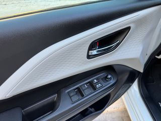 Suzuki Swift 2024 1.2 HYBRID GL+-thumb-22