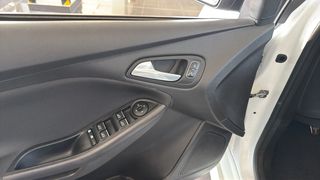 Ford Focus 2018 Ecoboost ST Line / 6 Χρόνια Δωρεάν Service-thumb-44