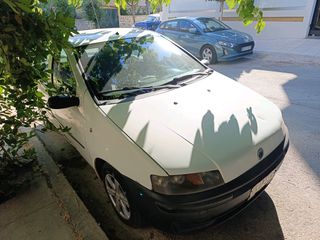 Fiat Punto 2002-thumb-10