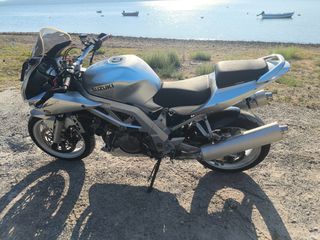 Suzuki SV 1000S 2004-thumb-9