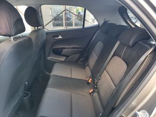 Kia Picanto 2018-thumb-8