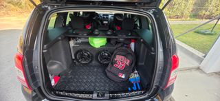 Dacia Duster 2014 Dacia Duster 4x2-thumb-8