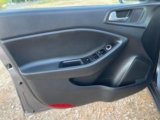Hyundai i 20 2015 1200CC ΖΑΝΤΕΣ ΝΑVI-thumb-39