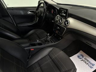 Mercedes-Benz GLA 200 2014 (από 177€/μήνα)-thumb-23