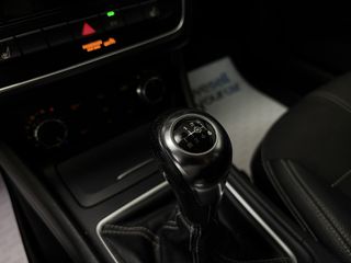 Mercedes-Benz GLA 200 2014 (από 177€/μήνα)-thumb-34