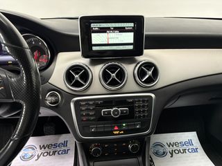 Mercedes-Benz GLA 200 2014 (από 177€/μήνα)-thumb-31