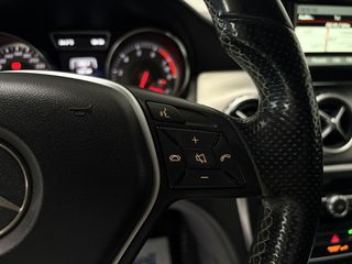 Mercedes-Benz GLA 200 2014 (από 177€/μήνα)-thumb-29