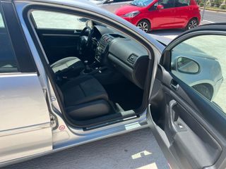 Volkswagen Golf 2006-thumb-11