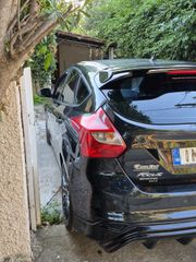 Ford Focus 2011-thumb-10
