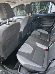 Ford Focus 2011-thumb-22