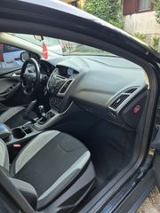 Ford Focus 2011-thumb-24