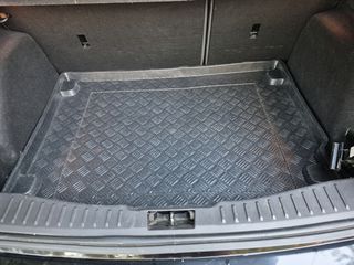 Ford Focus 2011-thumb-29