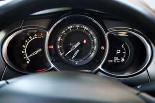 DS DS3 2015 1.2cc Βενζίνη 110hp So Irresistible AUTO (Navi)-thumb-17