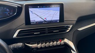 Peugeot 3008 2017 1,2 PURETECH ALLURE AUTOMATIK-thumb-15