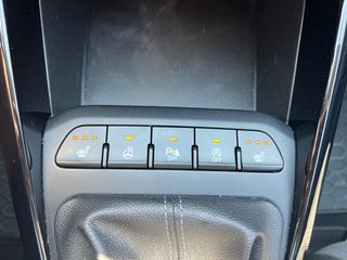 Kia Stonic 2019 NAVI CAMERA-thumb-46