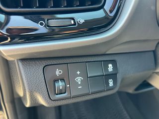 Kia Stonic 2019 NAVI CAMERA-thumb-28