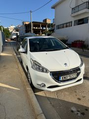 Peugeot 208 2013