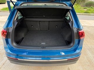 Volkswagen Tiguan 2020-thumb-4